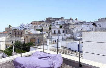 Verticalia 72017 Ostuni Bagian luar foto